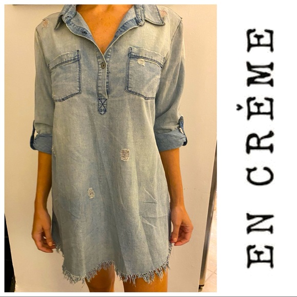 En Creme Dresses & Skirts - En Creme Denim Dress